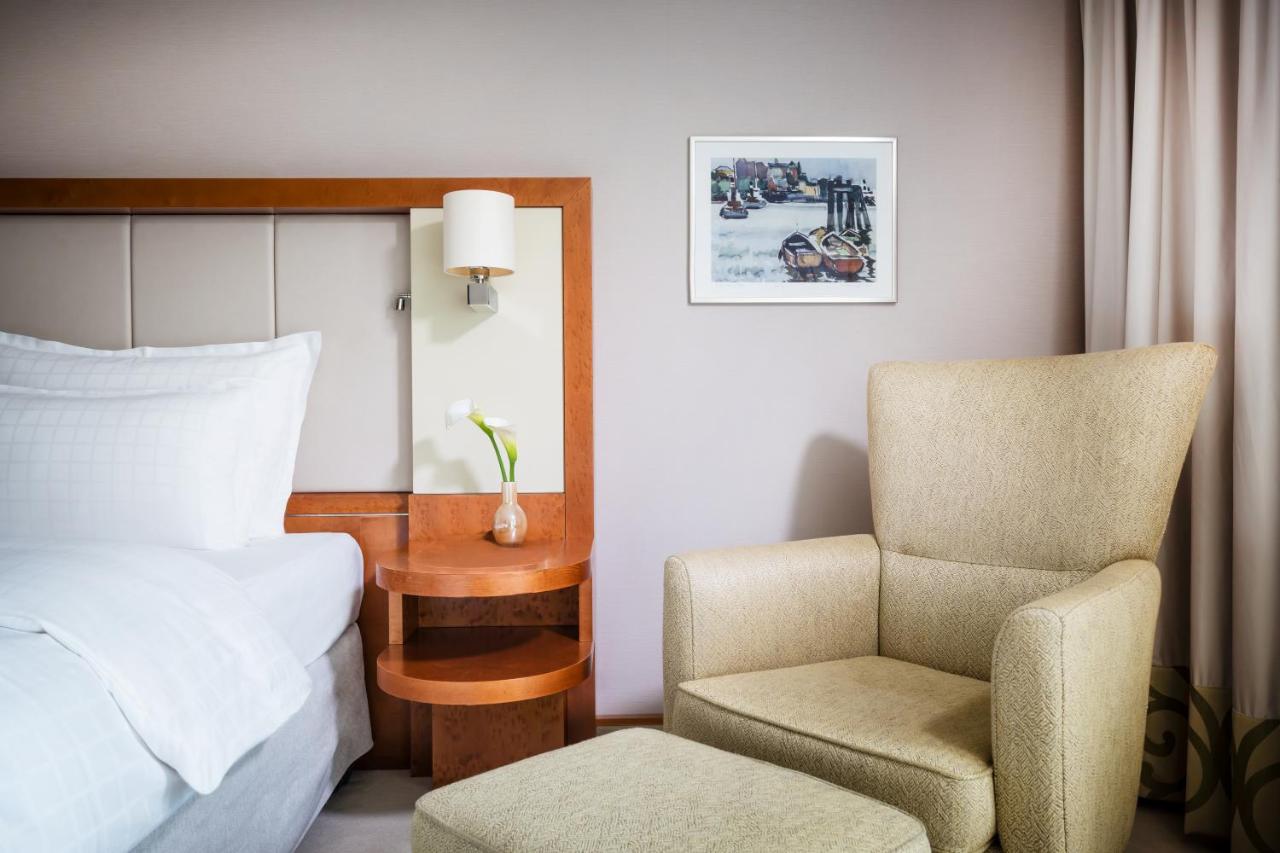 Experience Luxurious Elegance at Grand Elysee Hamburg